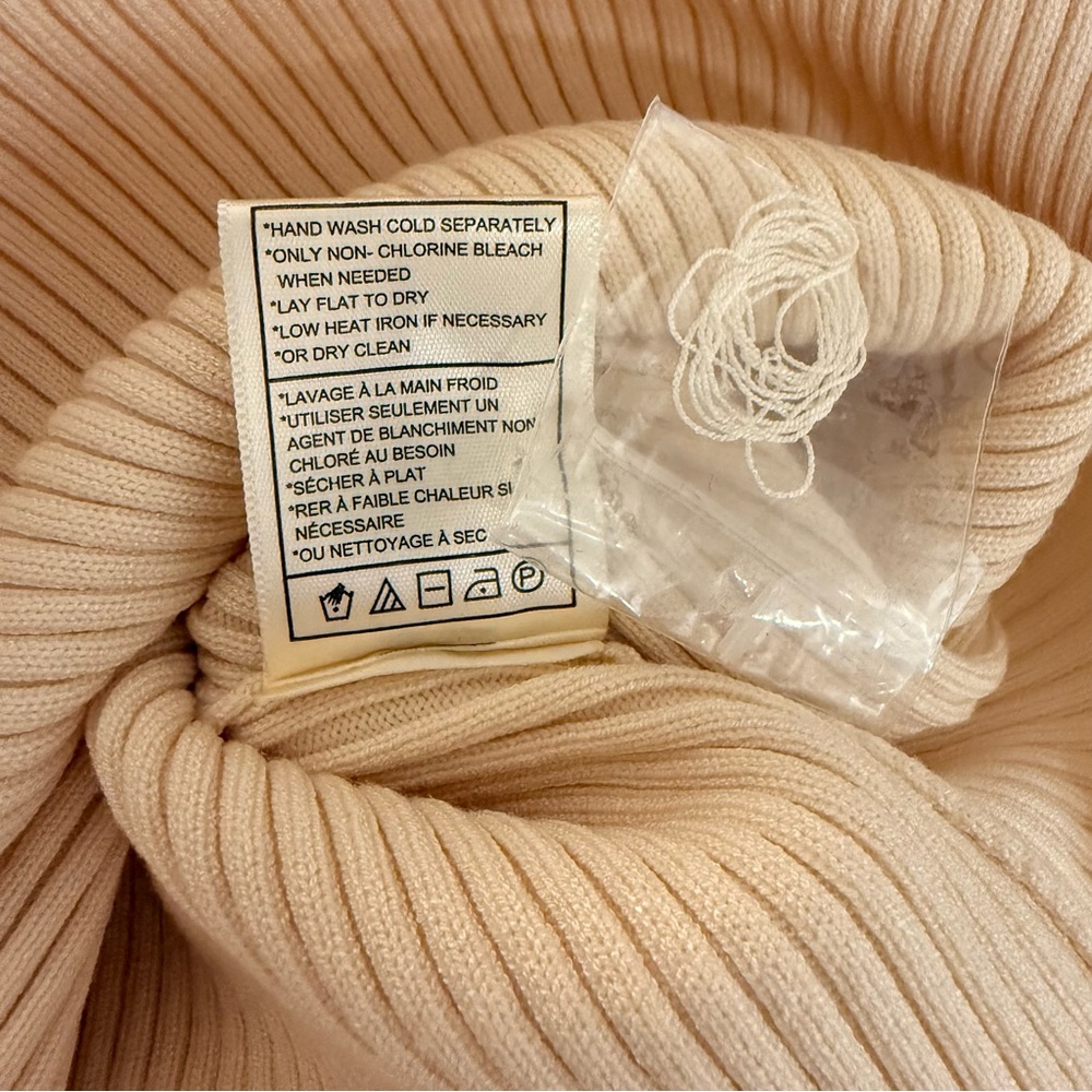 Steve Madden Off-The-Shoulder Ribbed Sweater Dress NWT - Picture 8 of 8